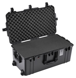 PELI 1626 AIR CASE Internal dimensions 715x358x298mm, with foam, wheeled, black