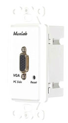 MUXLAB 500043-WP VIDEO BALUN Wallplate, VGA, PC side, 1-gang US, white